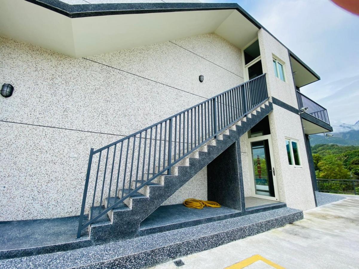 Ferienwohnung Taitung Crabs House Chenggong Exterior foto