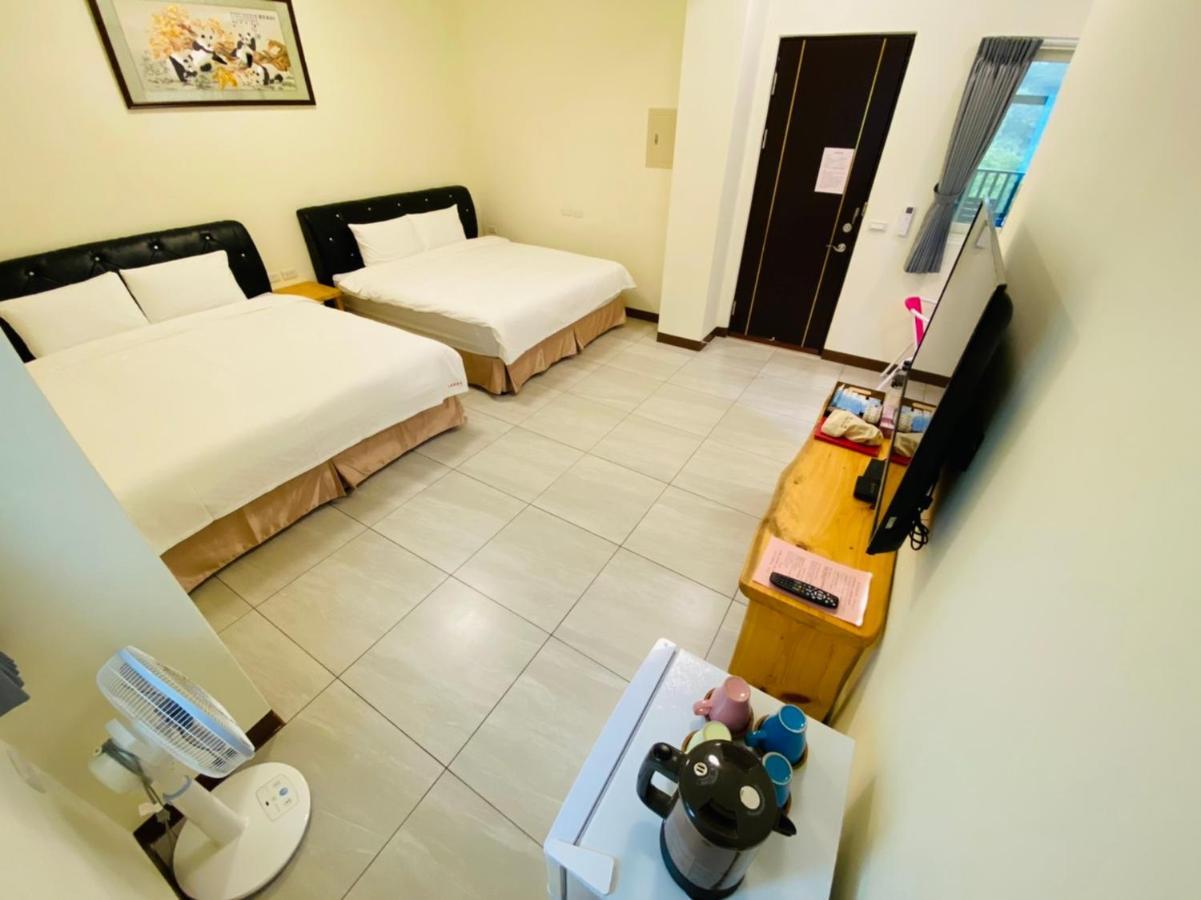 Ferienwohnung Taitung Crabs House Chenggong Exterior foto
